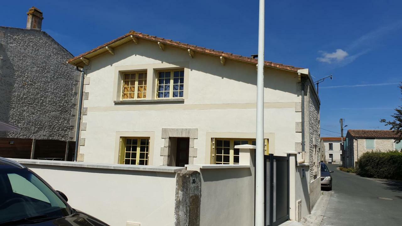 Maison Typique Royannaise Dans Un Quartier Calme מראה חיצוני תמונה